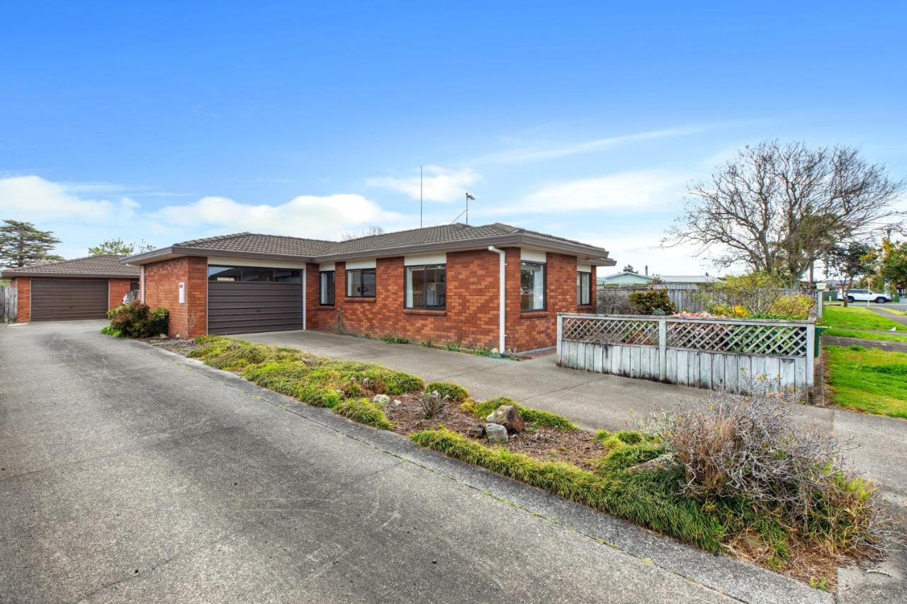 Riviera Casa - Mount Maunganui Holiday Home Extérieur photo